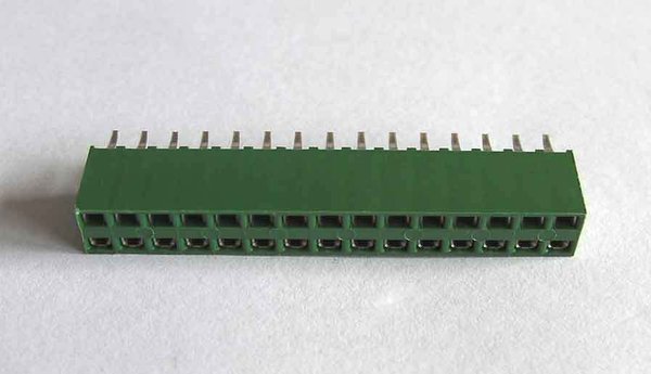 10 Stk. 1-215307-5 TE Connectivity. AMP MODU Steckerbuchsen. RM2,54mm